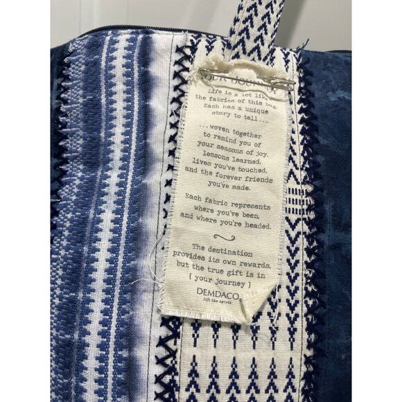 Demdaco Weekender Indigo Blue Stripe 23 x 15 Recycled Denim Fabric Duffel Bag - Picture 4 of 9